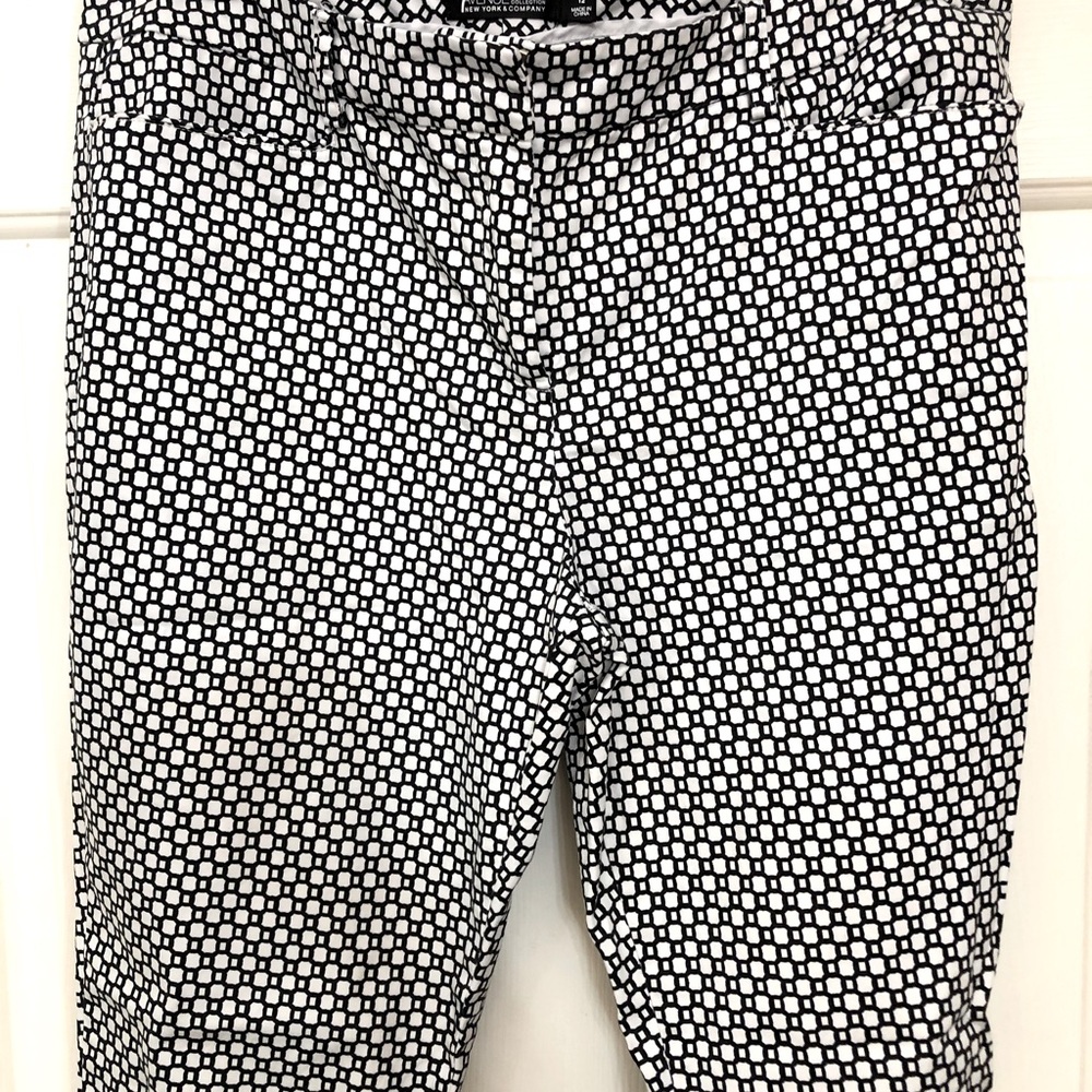 Black and White Capris